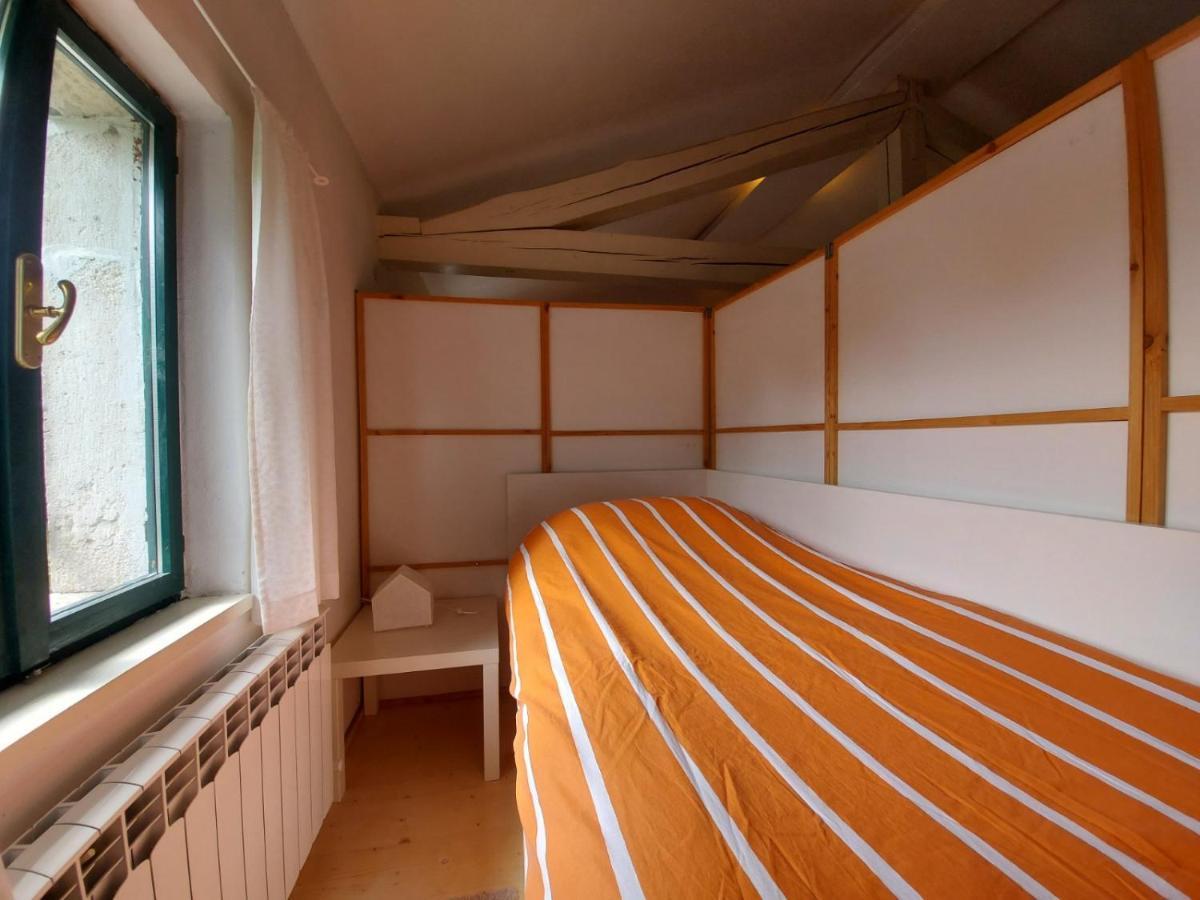 Komen Apartmaji Hedera מראה חיצוני תמונה